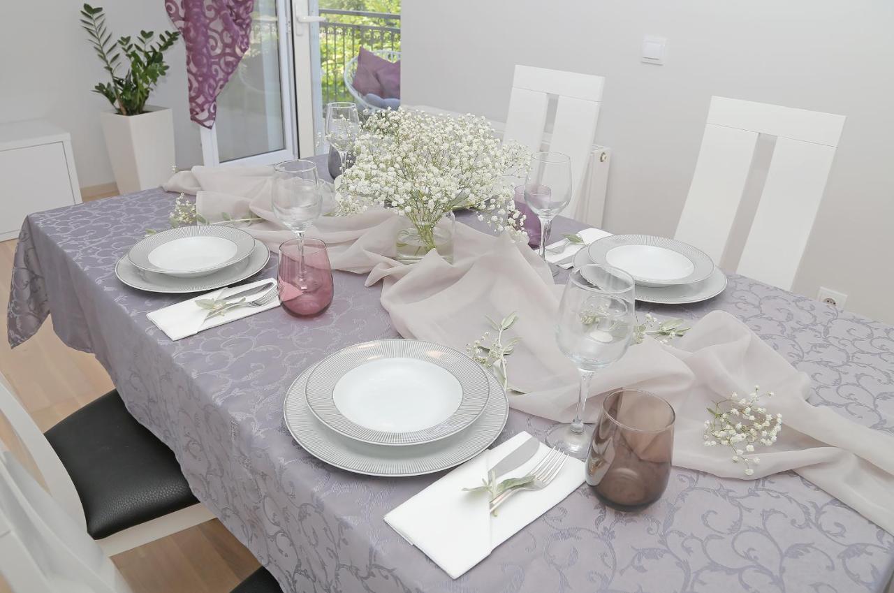 Apartment Moretic Gromaca Экстерьер фото