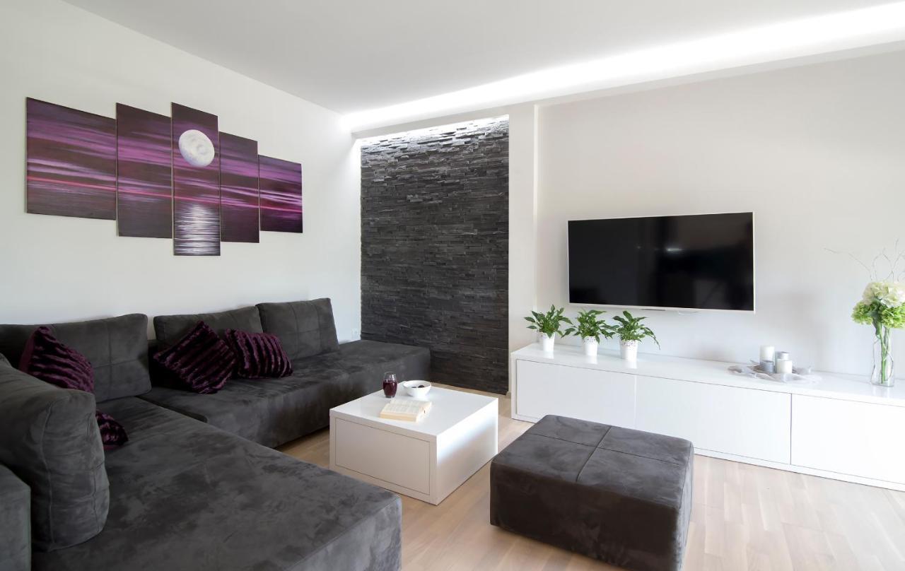 Apartment Moretic Gromaca Экстерьер фото